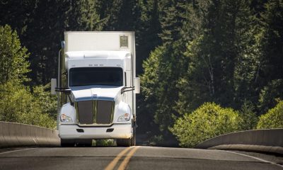 Tips for managing insurance claims following an 18-wheeler truck accident.